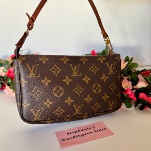 Louis Vuitton Monogram Pochette Accessories